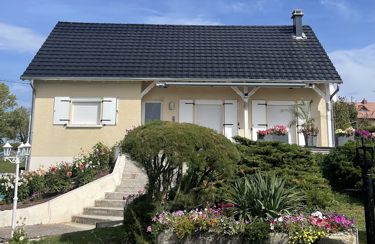 Rénovation de couverture en tuiles à Nancy par S Toiture